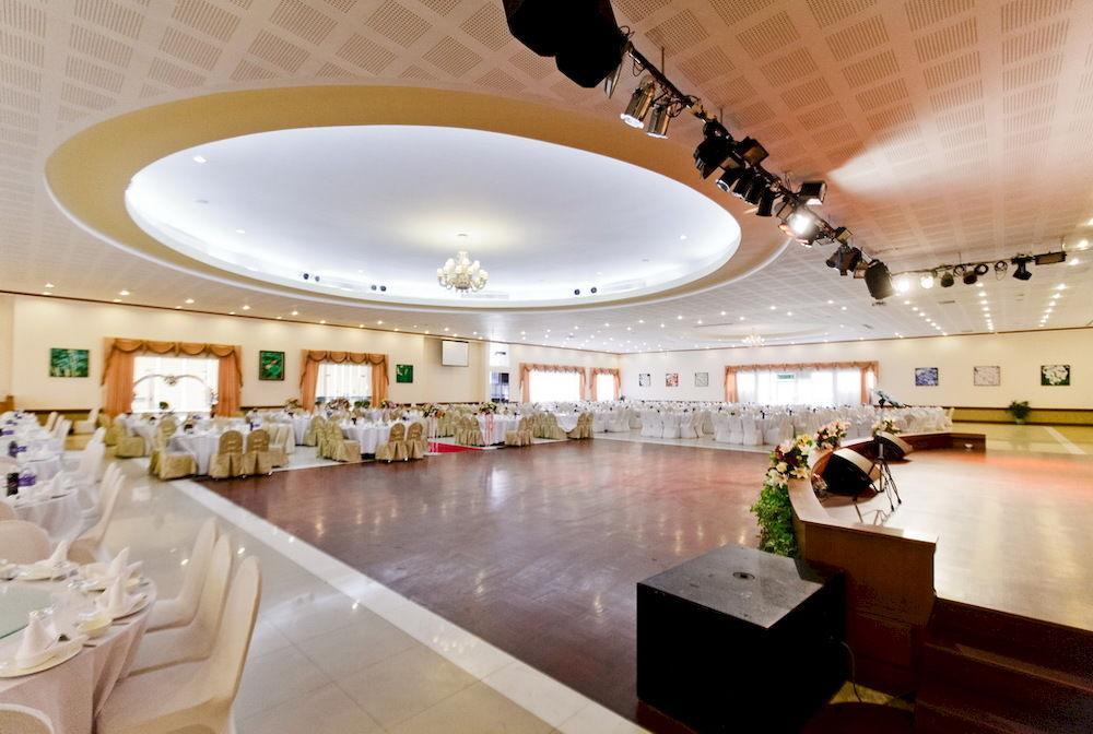 Champasak Grand Hotel Паксе Екстериор снимка